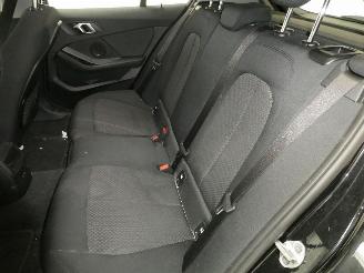 BMW 1-serie 1.5D  D picture 17