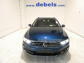 damaged passenger cars Volkswagen Passat GTE 2023/9
