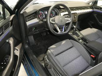 Volkswagen Passat GTE picture 15