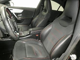 Mercedes Cla-klasse 200 picture 13