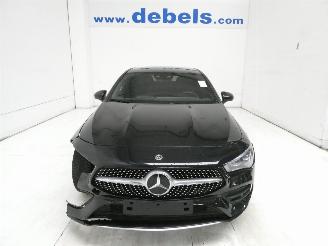 Vaurioauto  passenger cars Mercedes Cla-klasse 200 2020/6