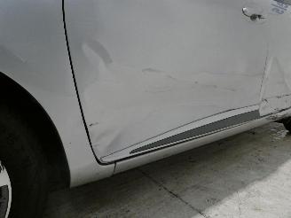 Toyota Yaris Y20 1.5 VVT-I HYBRID picture 4