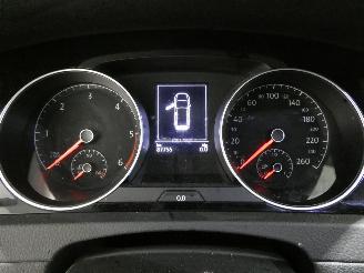 Volkswagen Golf 1.6D VARIANT COMFORT picture 17