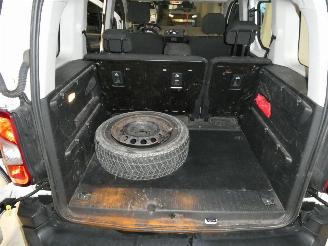 Peugeot Rifter 1.5D ACCESS picture 21