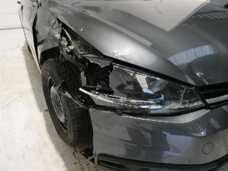 Volkswagen Golf VARIANT TRENDLI picture 14