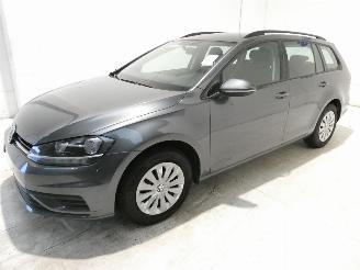 Volkswagen Golf VARIANT TRENDLI picture 3