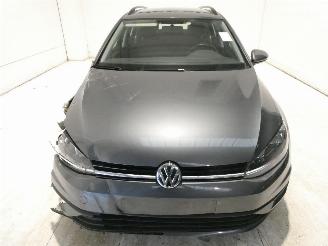 Volkswagen Golf VARIANT TRENDLI picture 2