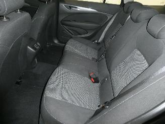 Opel Insignia 1.6D EDITION picture 25