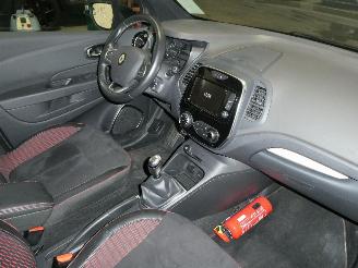 Renault Captur RED EDITION picture 18