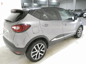 Renault Captur RED EDITION picture 11