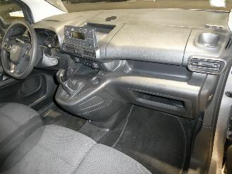 Opel Combo 1.5D  CARGO EDITION picture 16