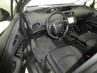 Toyota Prius LOUNGE picture 16