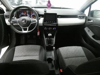 Renault Clio V LIMITED picture 20