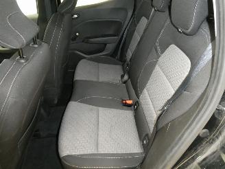 Renault Clio V LIMITED picture 23