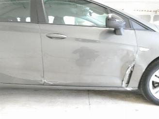 Opel Astra SPORTS TOURER picture 10