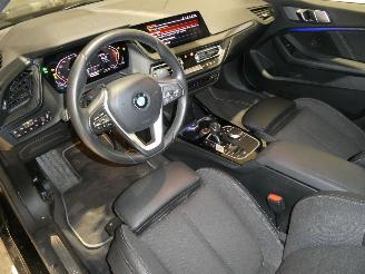 BMW 2-serie 218I picture 18