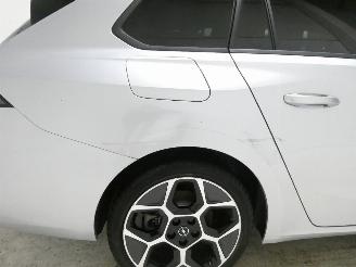 Opel Astra TOURER picture 8