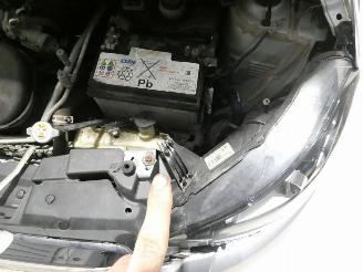 Peugeot 108 STYLE picture 25