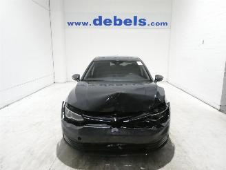 damaged passenger cars Volkswagen Golf LIFE 2023/11