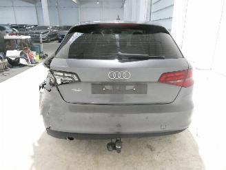 Audi A3 1.6 ATTRACTION SPORT picture 13