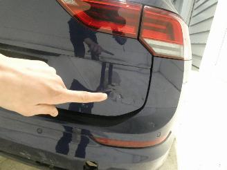 Volkswagen Golf 2.0D VARIANT LIFE picture 10