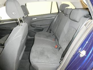 Volkswagen Golf 2.0D VARIANT LIFE picture 18