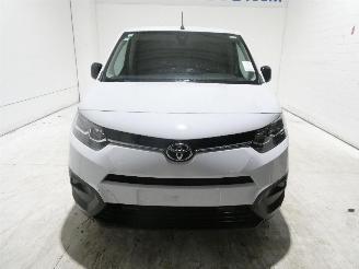Toyota ProAce 1.5D CITY picture 2