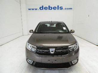 damaged passenger cars Dacia Sandero LAUREATE 2019/4