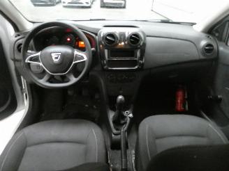 Dacia Logan  picture 16