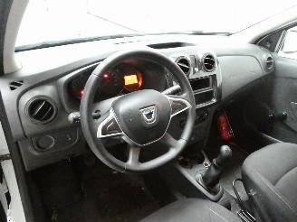 Dacia Logan  picture 17
