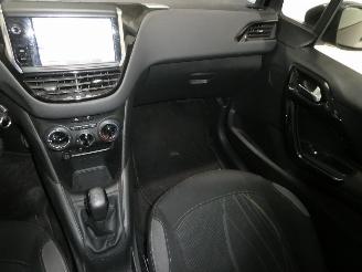 Peugeot 208 1.2 ACTIVE picture 13