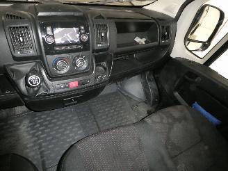 Peugeot Boxer 2.2 D PACK CLIM picture 16