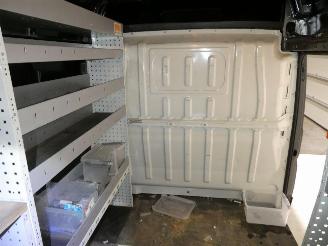 Peugeot Boxer 2.2 D PACK CLIM picture 12