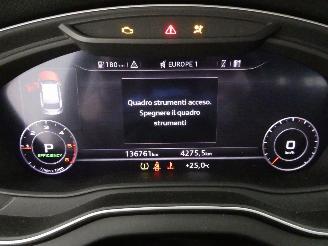 Audi Q5 2.0D SPORT picture 16