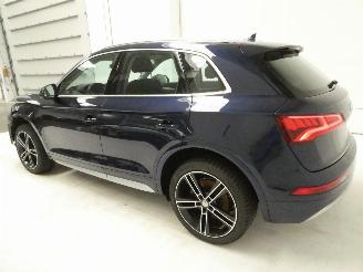 Audi Q5 2.0D SPORT picture 5