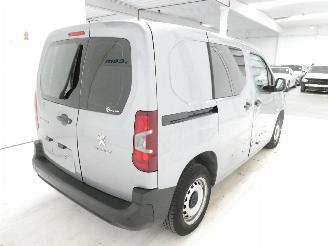 Peugeot  1.5D PARTNER PREMIUM picture 16