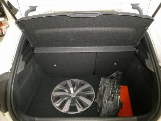 Peugeot 208 II ACTIVE picture 15