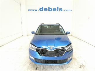 Vaurioauto  passenger cars Skoda Fabia AMBITION 2021/11