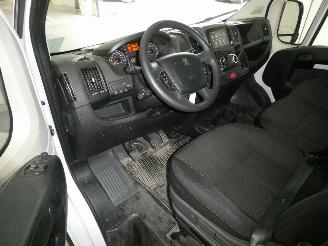 Peugeot Boxer 2.2 D picture 17