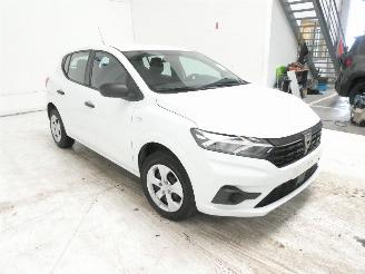 Dacia Sandero III ESSENTIA picture 12
