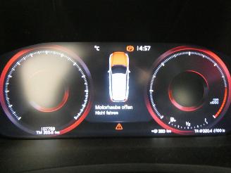 Volvo V-60 2.0D picture 16