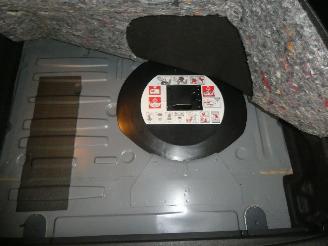 Renault Clio MOTORSCHADE picture 17