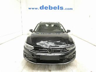 Schadeauto Volkswagen Passat 1.4 GTE 2020/9