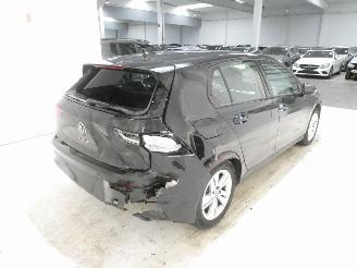 Volkswagen Golf 2.2D LIFE picture 9