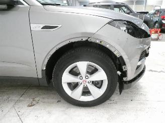 Jaguar E-Pace S picture 12