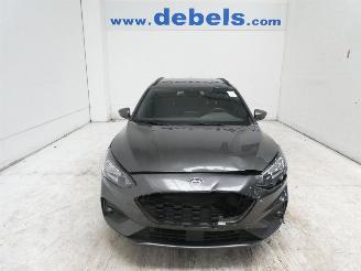 Damaged car Ford Focus ST-LINE 2019/2