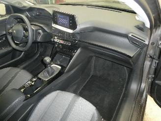 Peugeot 208 ALLURE PURE TECH 1.2 picture 14