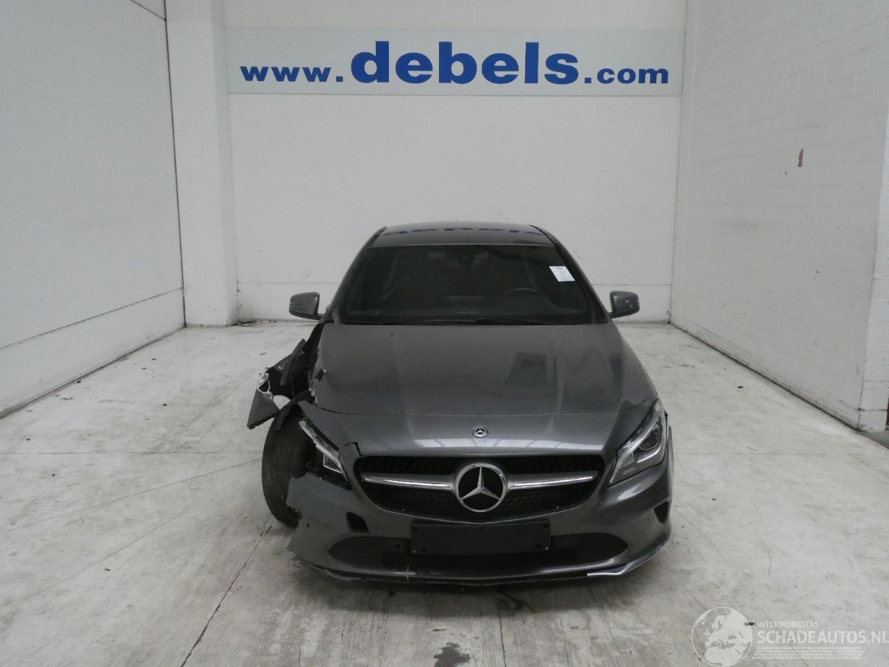 Mercedes Cla-klasse 200 D