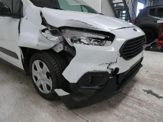 Ford Transit COURIER TREN picture 9