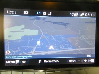 Peugeot 208 II ALLURE picture 21